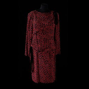 670. A silk dress by Balenciaga.