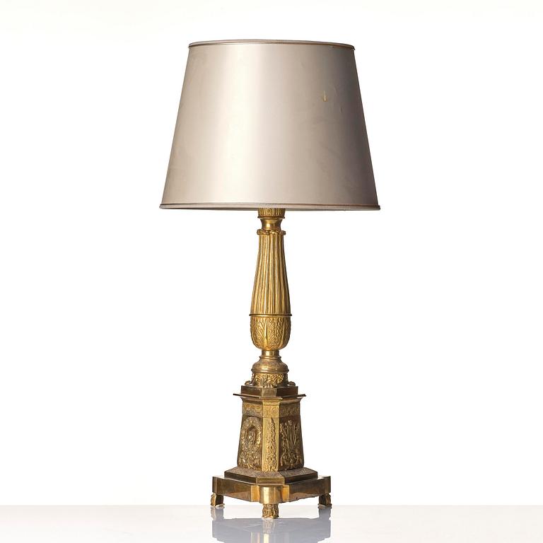 A Russian Empire ormolu lamp, ca 1830's.