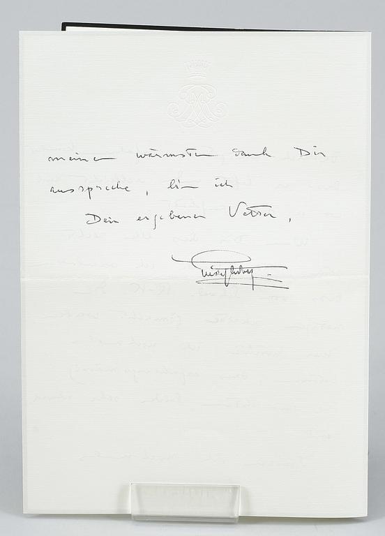 KUNGLIGA BREV, 2 st, Kronprins Gustaf Adolf av Sverige, dat och undertecknade 1930 resp 1947.