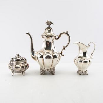 AG Dufva coffee service 3 dlr Rococo style silver Stockholm 1919/20 and Malmö 1945.