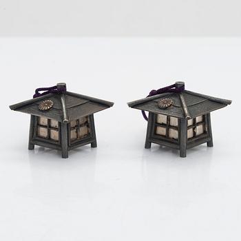 A pair of Japanese sterling silver lantern shape boxes, jungin mark for pure silver.