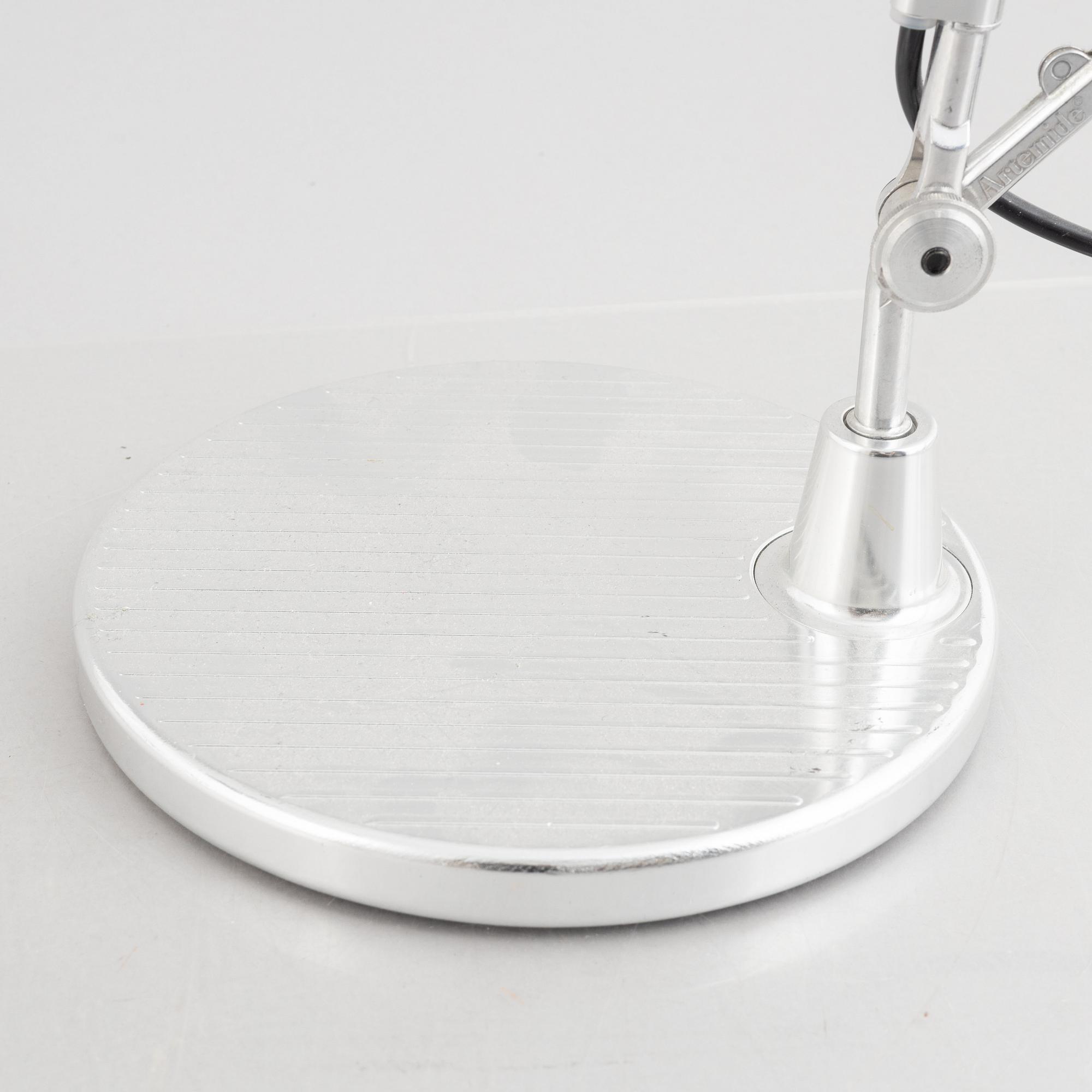 Michele De Lucchi & Giancarlo Fassina, table lamps, a pair, "Tolomeo", Artemide, Italy.