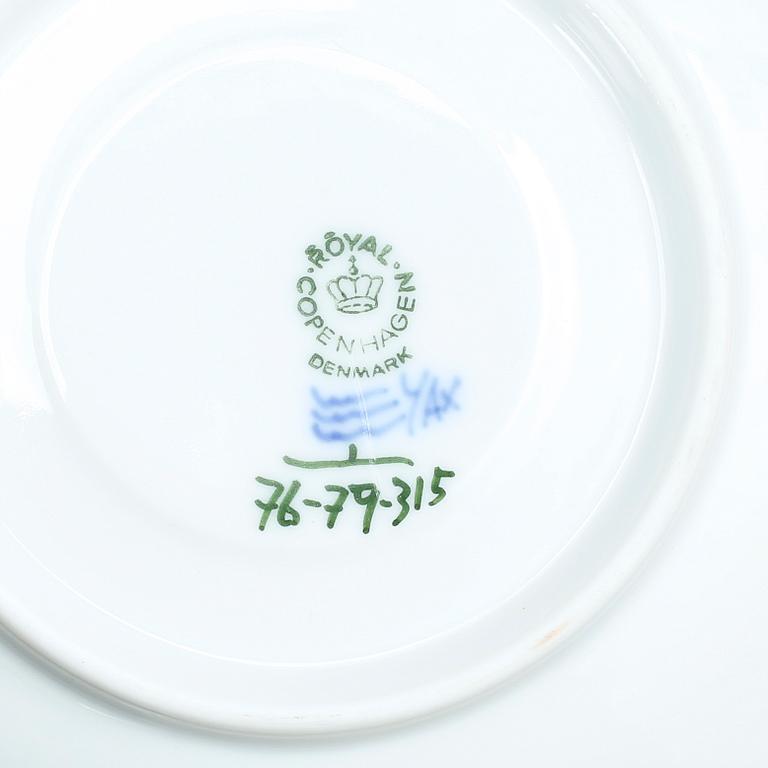 SERVISDELAR, 18 delar. "Musselmalet", Kunglig Dansk.