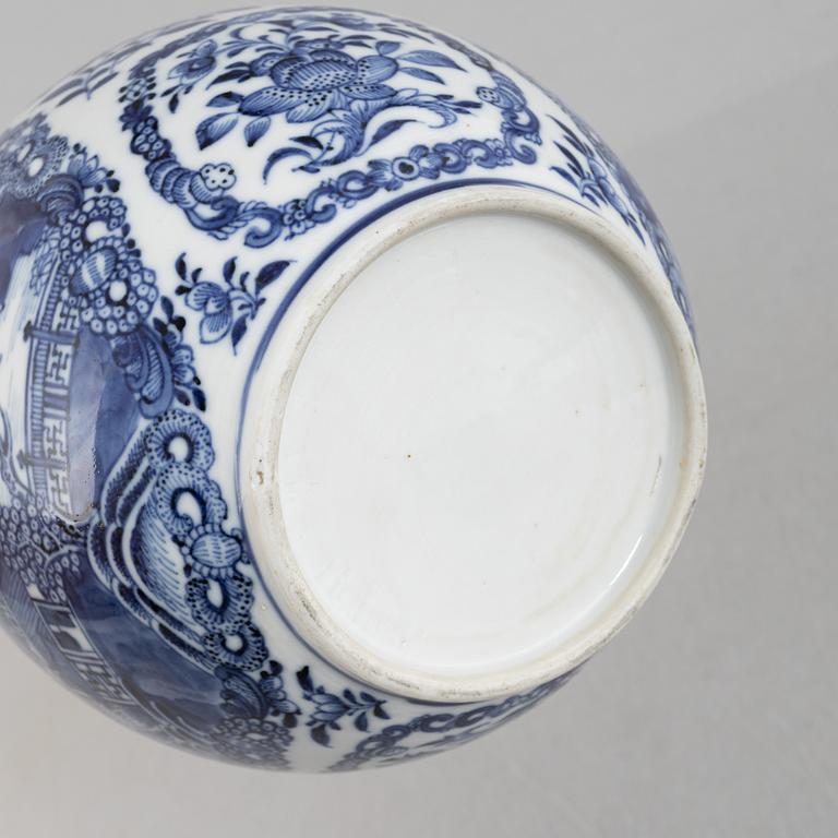 Vas, kompaniporslin, Kina, Qianlong (1736-95).