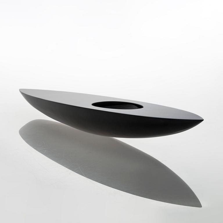 Timo Sarpaneva, a posthumous 'Kayak' sculpture signed Pino Signoretto 2009 (16).