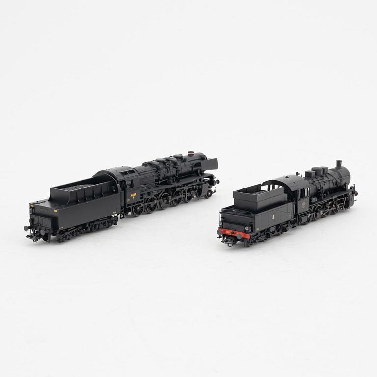 Märklin, ånglok två st, modellnr 37555 & 37831, spår H0, i kartonger.