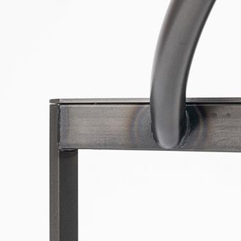 Per Holland Bastrup, "Triangolo Chair", FRAMA, Danmark.