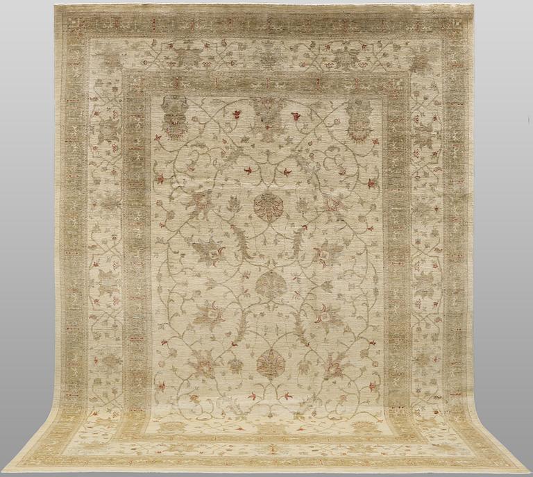 A Zigler Design carpet, 328 x 249 cm.