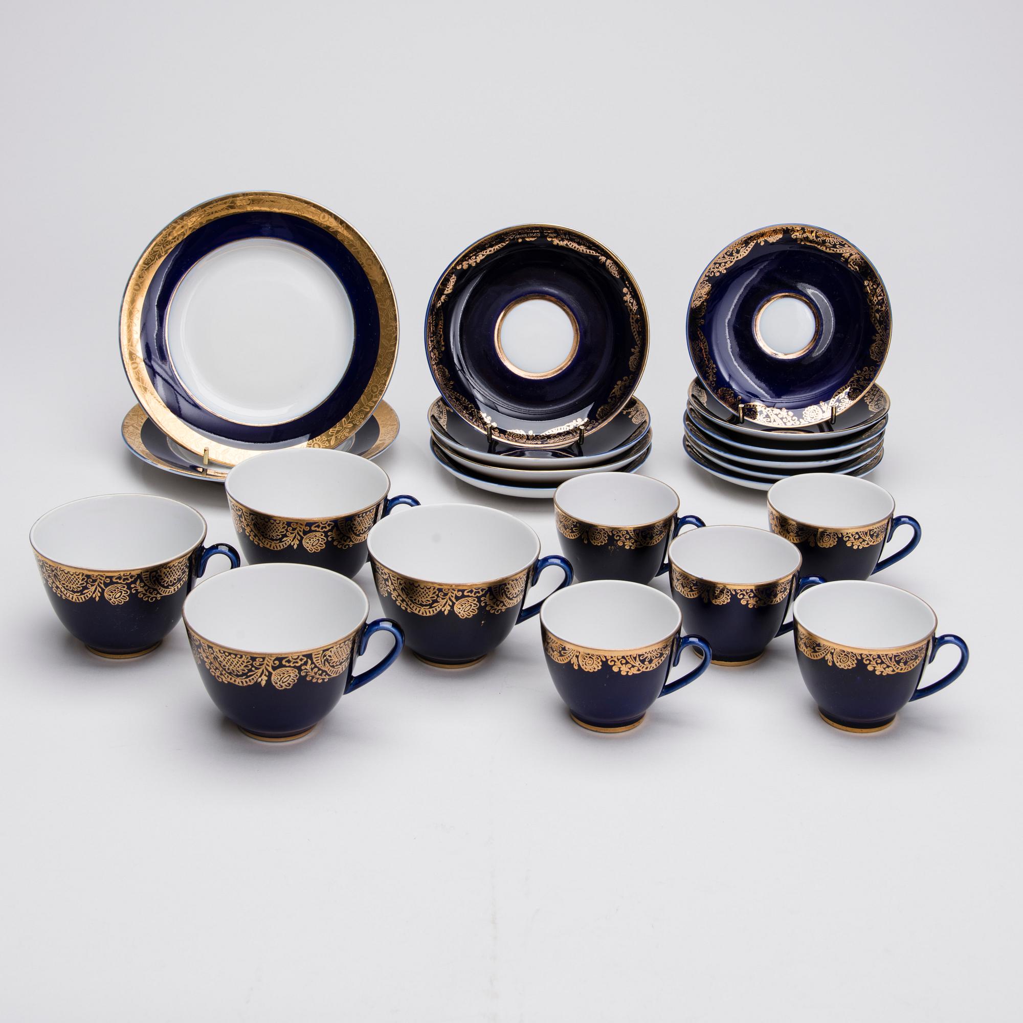 KAFFE- och TESERVISDELAR, 43 st, porslin, Lomonosov, Ryssland 1900-tal. Sovjetiska stämplar.