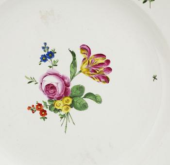 A Vienna porcelain dish, 18th Century.