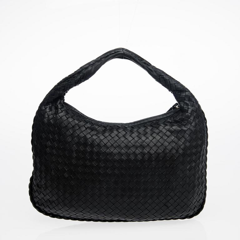 VÄSKA, Bottega Veneta.