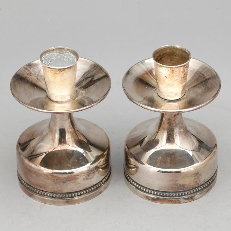 LJUSSTAKAR, ett par, silver, Löfman, MGAB, Uppsala, 1974.