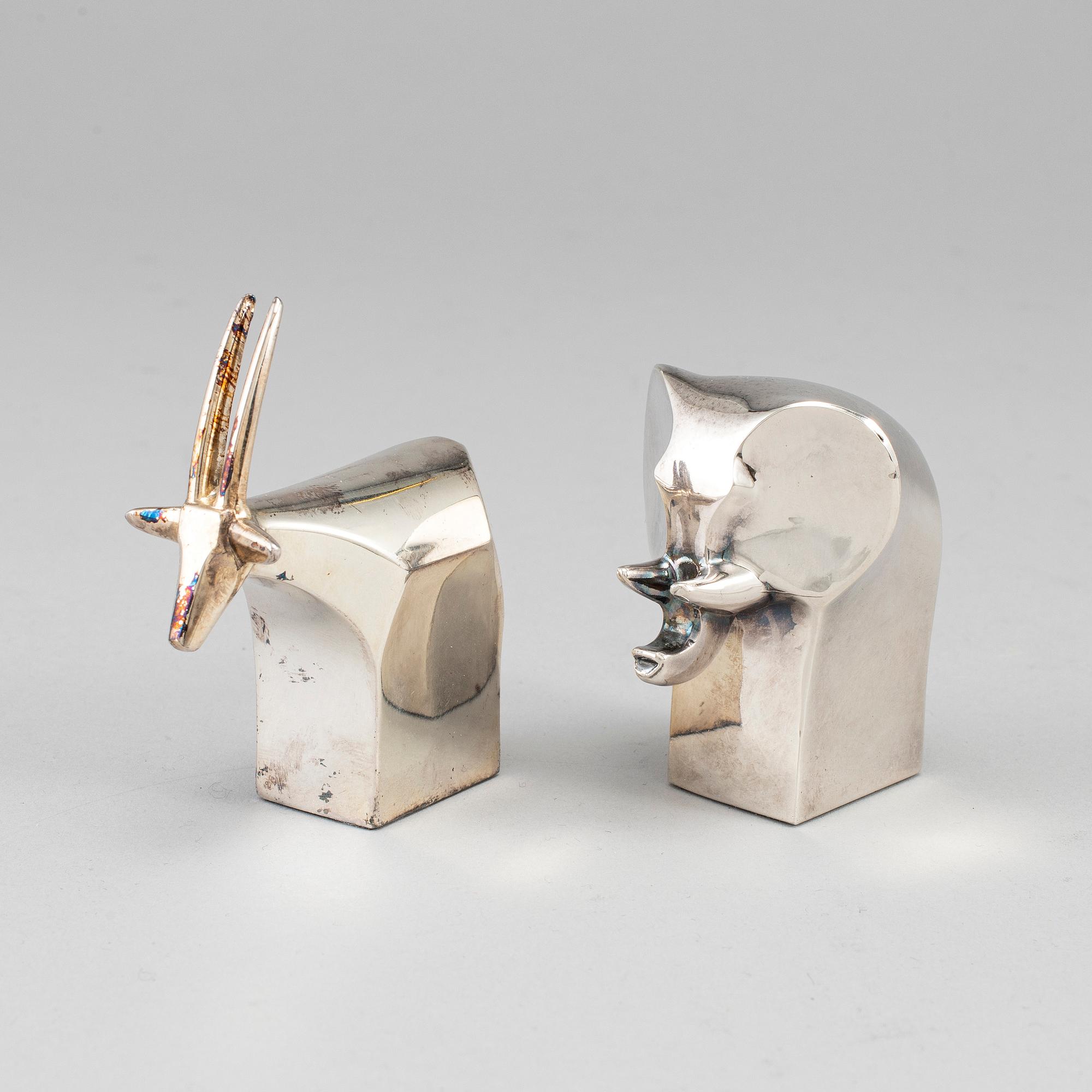 GUNNAR CYRÉN, 
 two silverplated figurines Dansk Design later part of the 20th century.