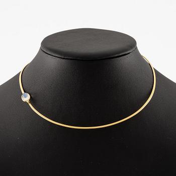 Vivianna Torun Bülow-Hübe, a necklace, 18K gold set with a moonstone, Jakarta.