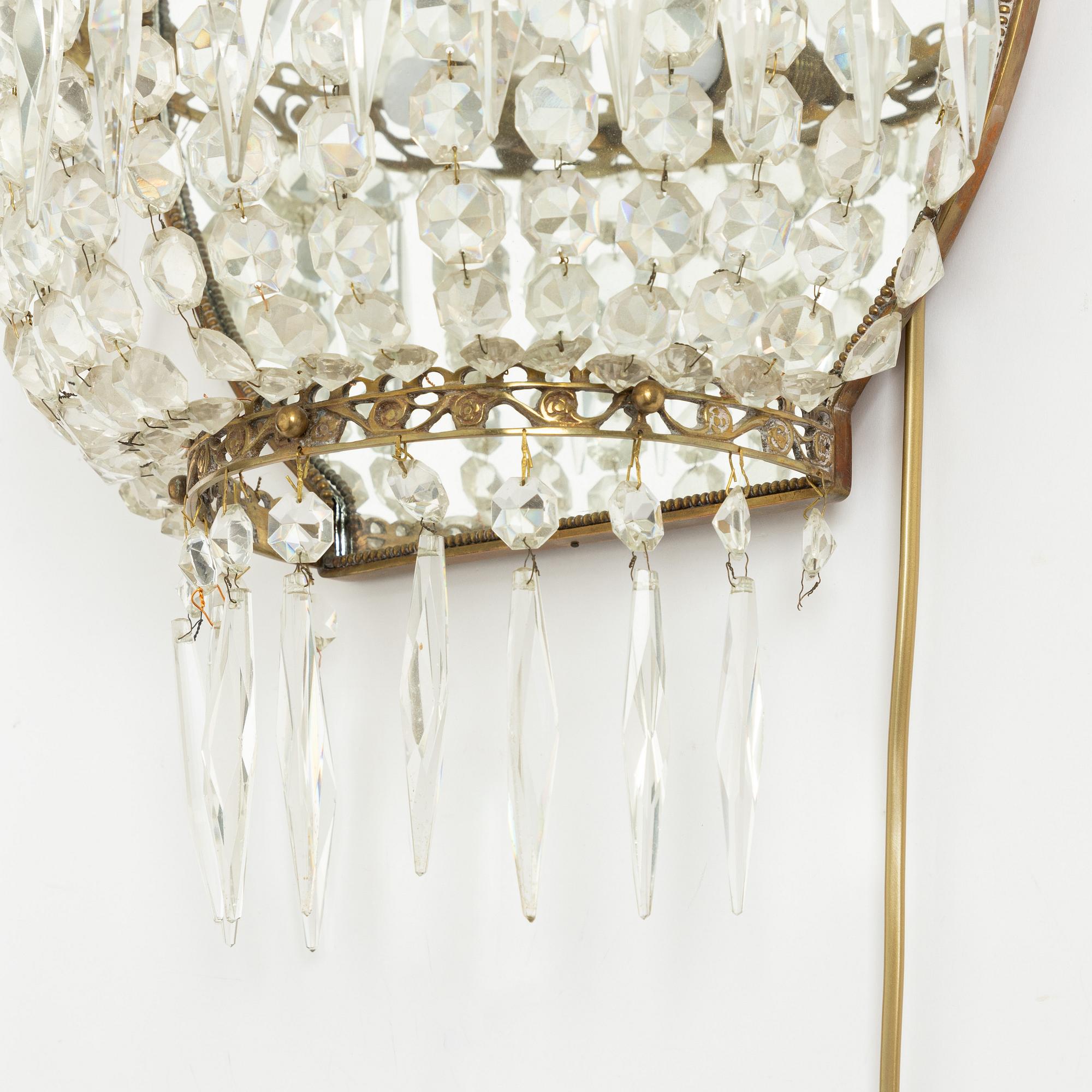 Vägglampett, gustaviansk stil, omkring 1900-talets mitt.