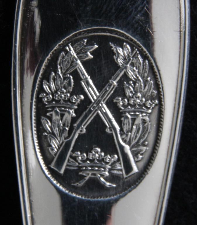 SKEDAR, 8 st, silver, "Svensk spetsig".