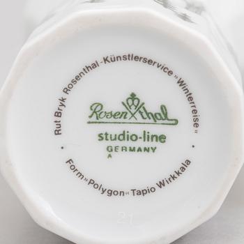 TAPIO WIRKKALA ja RUT BRYK. Posliiniesineitä. 7 osaa. "Winterreise" & "Polygon". Rosenthal. 1900-luvun loppu.