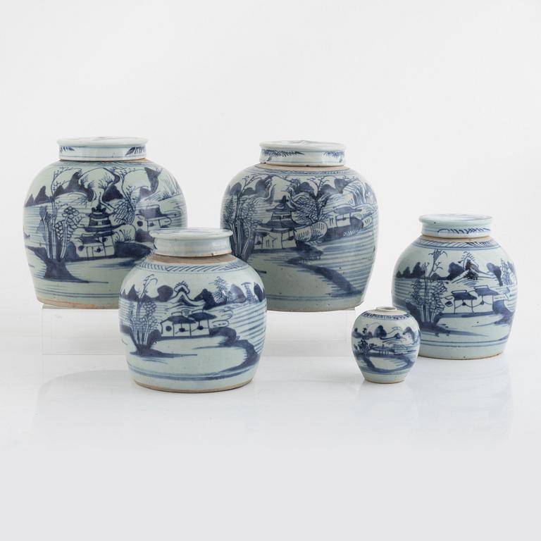 Five porcelain ginger jars, China, Qing dynasty, 19th century.