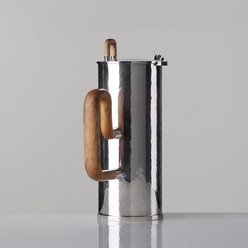 Sigurd Persson, a sterling coffee pot, executed by Lars Munkhammar, Stockholm 1984.