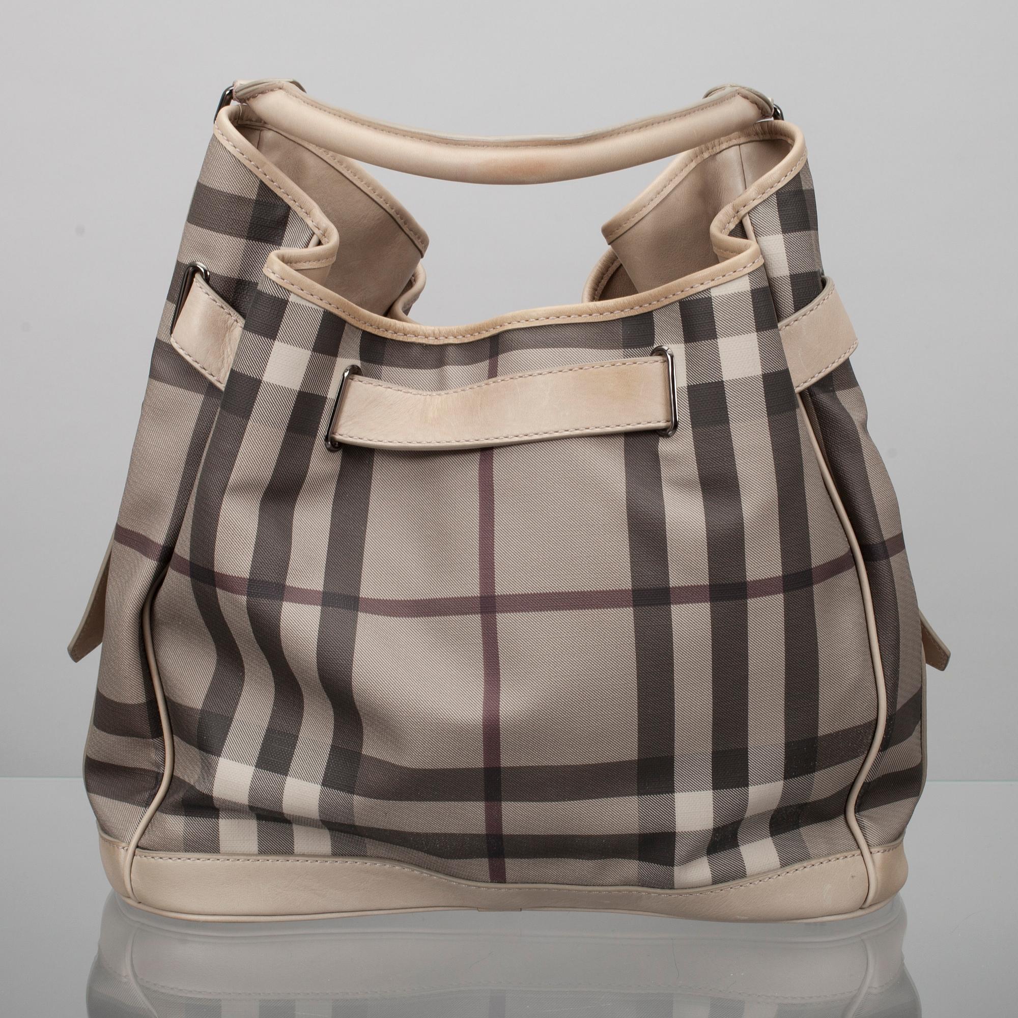 VÄSKA, Burberry.