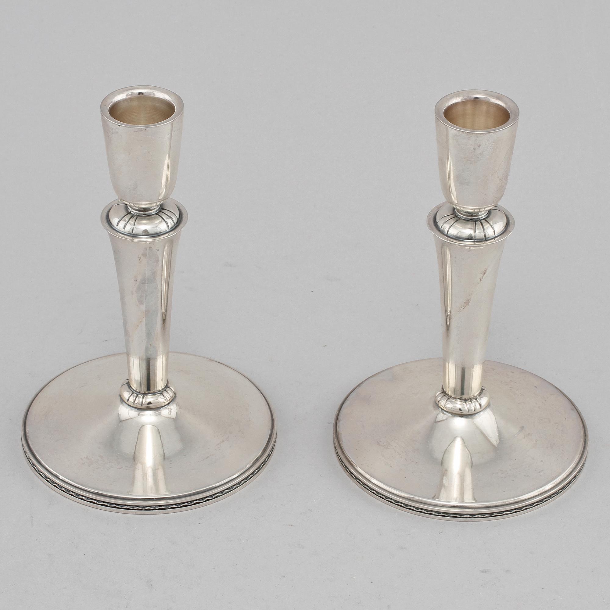 LJUSSTAKAR, ett par, silver, Eric Råström, Stockholm, 1962. Vikt 265 g.