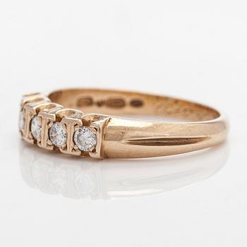 Ring, halvallians, 14K guld med briljantslipade diamanter tot. ca 0.30 ct. Kulta-Market Vuorinen Ky, Tavastehus 1987.