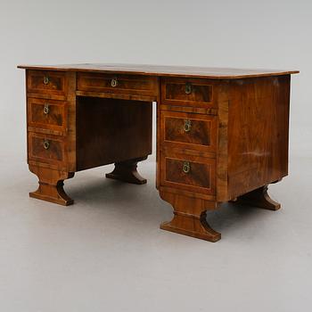 SKRIVBORD, 1800-talets andra hälft.