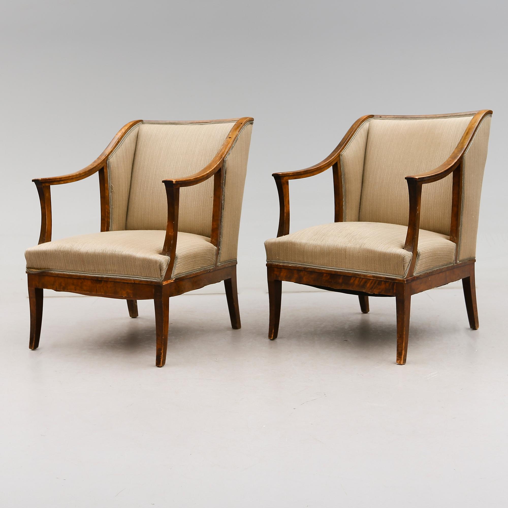 FÅTÖLJER, 1 par, 1900-talets första hälft.