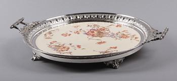 BRICKA, flintgods o nysilver, Rörstrand samt Östberg & L, sekelskiftet 1900.