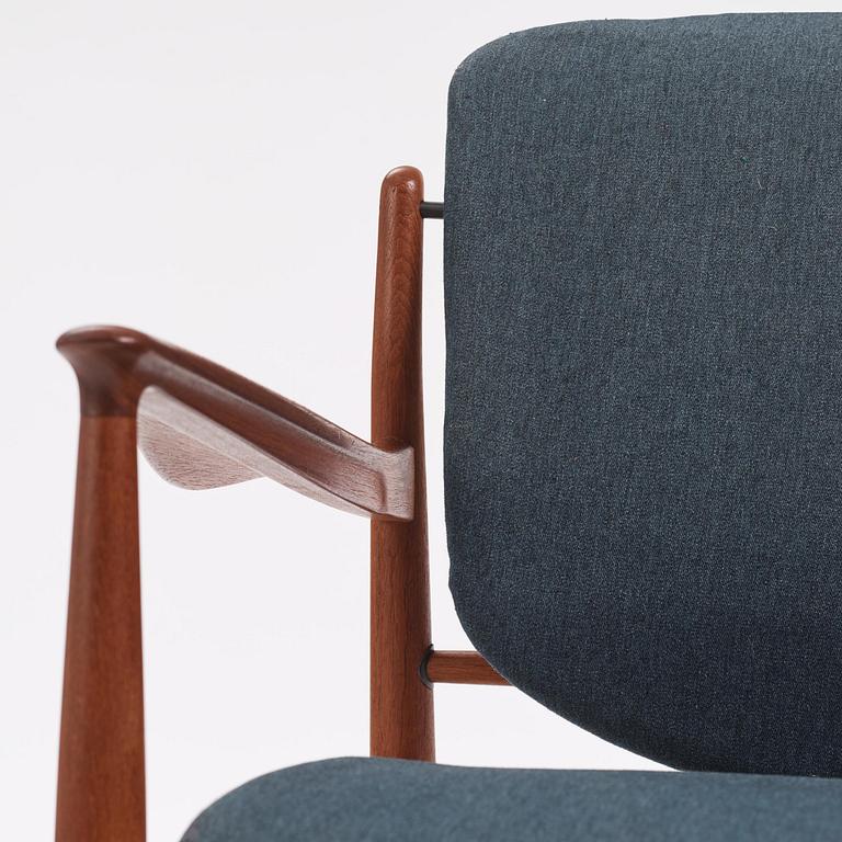 Finn Juhl, a "FD 136" easy chair, France & Daverkosen, Denmark, 1950s.