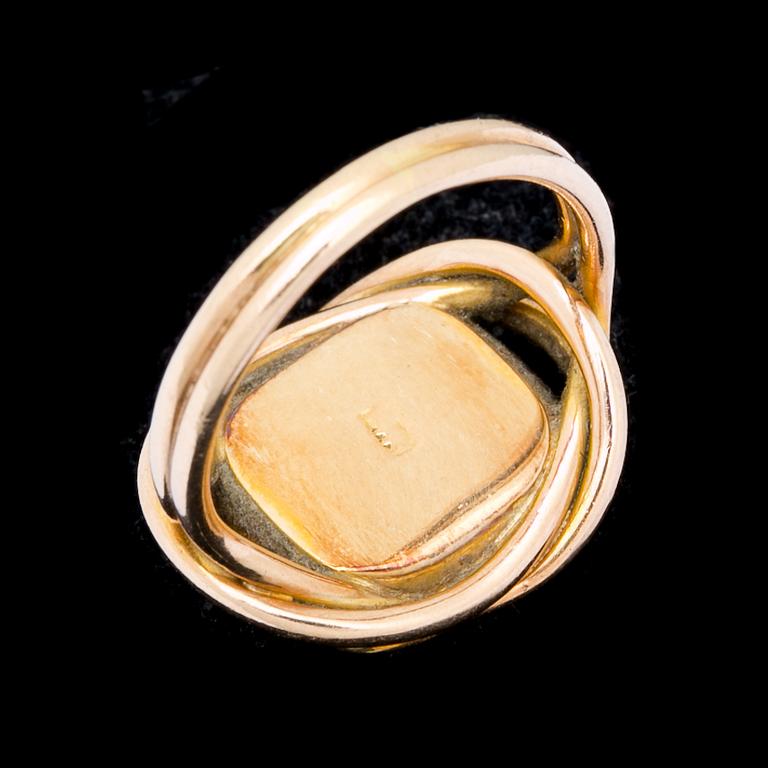 VAPENRING, 18 k guld med blodsten. Vikt ca 4,5 g.