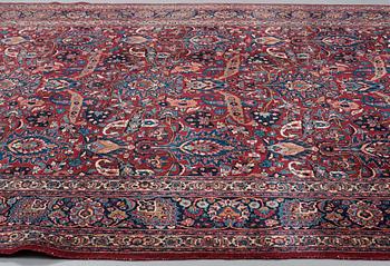 MATTO, a semi-antique Mashad, ca 400-404 x 314 cm.