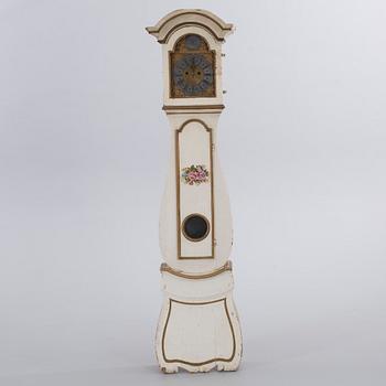 A 18th century gandfather clock.