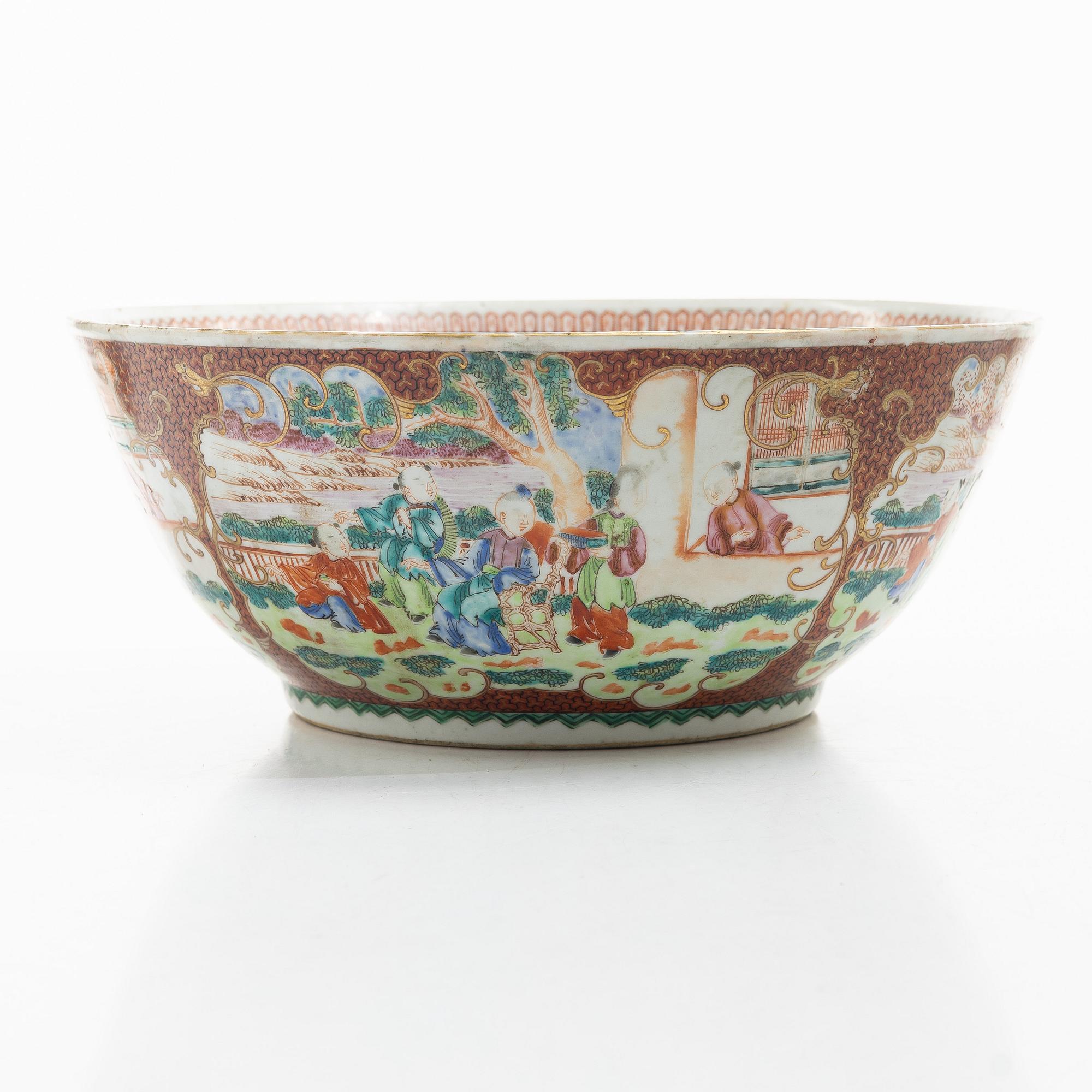 A famille rose punch bowl, Qing dynasty, 19th century.