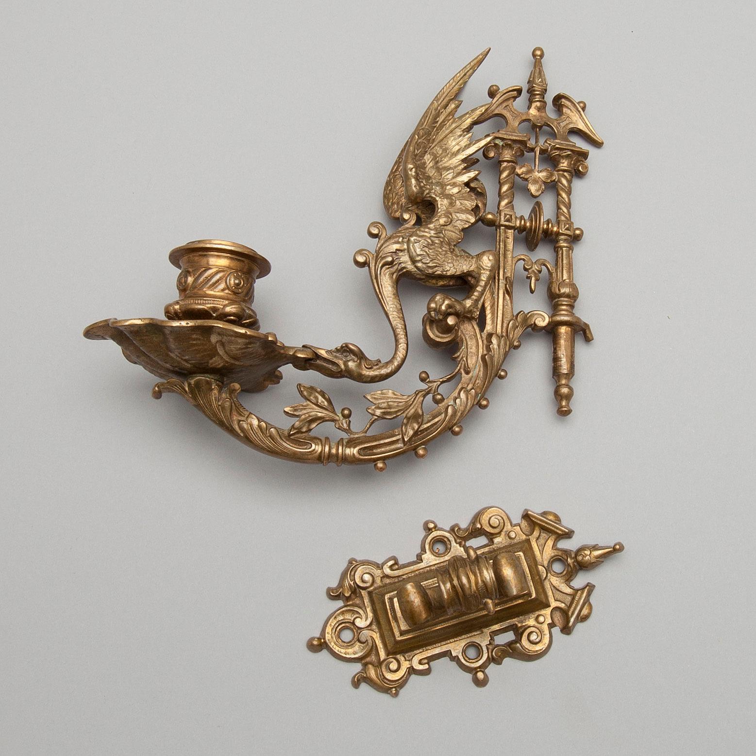 PIANOKANDELABRAR, ett par, brons, 1800-talets slut.