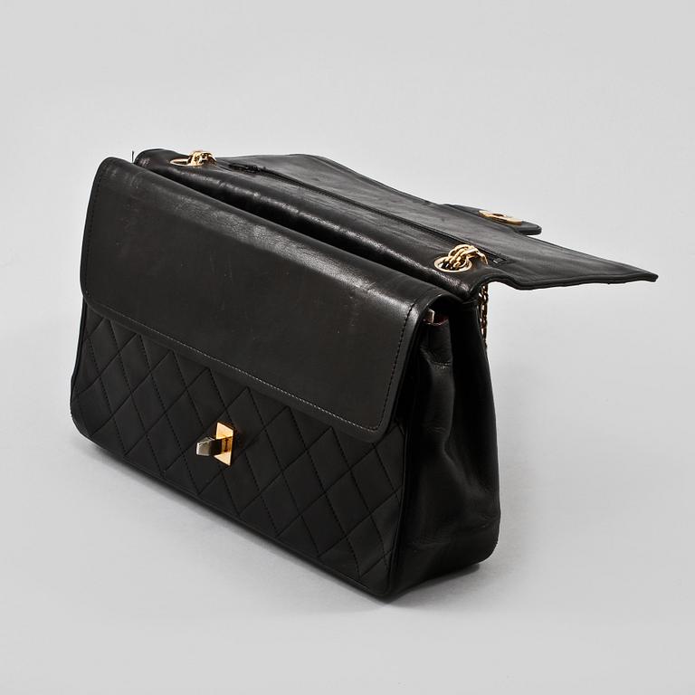 HANDVÄSKA, "Double Flap-bag", Chanel.