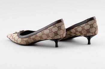 SKOR, 1 par, Gucci.