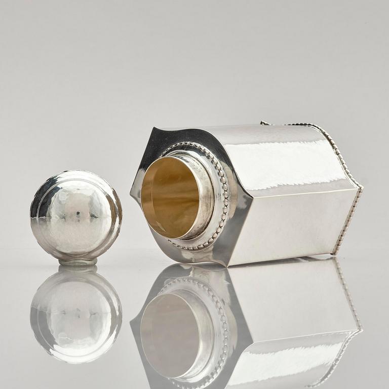 Carl Fredrik Carlman, an 830/1000 silver tea caddy, Stockholm, Sweden 1926.