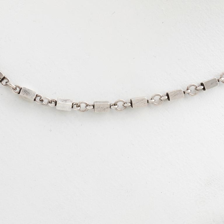 Wiwen Nilsson, necklace, silver rod chain, Lund 1952.