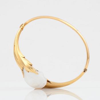 An Alexander Tillander, baroque probably natural saltwater pearl, bracelet.