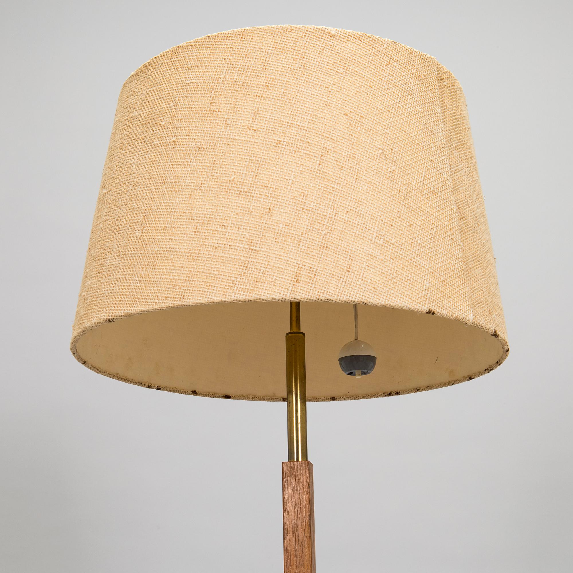 A 1950s floor lamp.