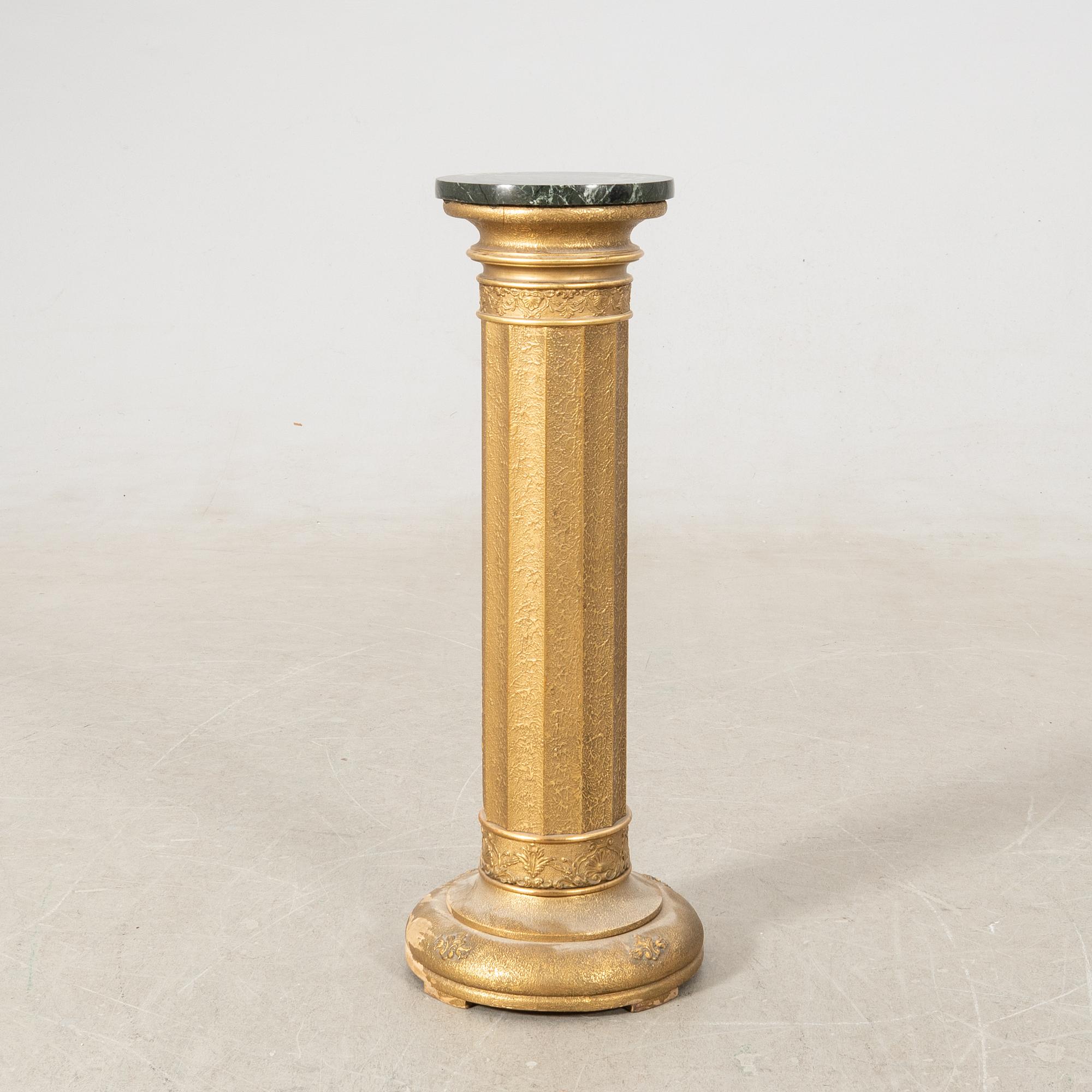 Pedestal, first half of the 20th century.