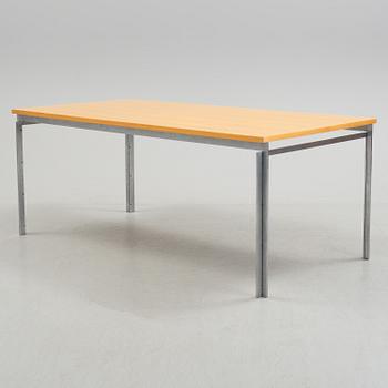 A Poul Kjaerholm "PK-55" table from Fritz Hansen, Denmark.