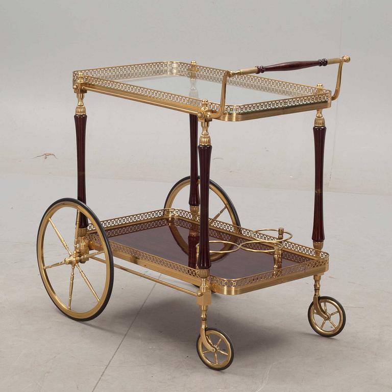SERVERINGSVAGN, 1900-talets andra hälft.