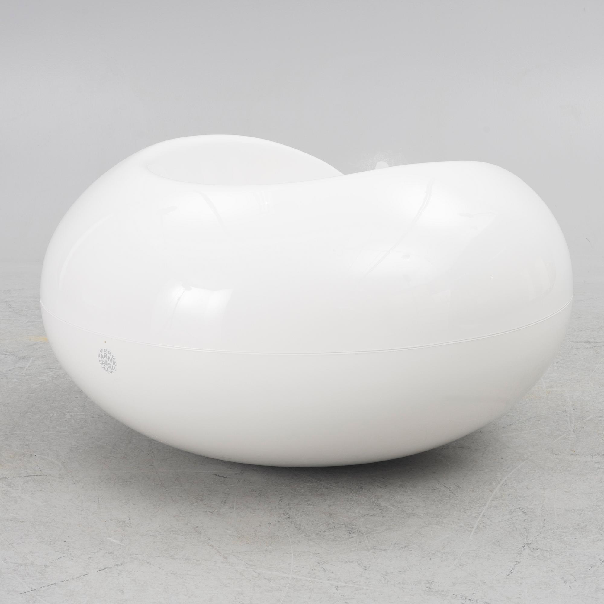 Eero Aarnio, armchair "Pastilli", 2022.