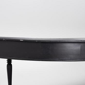 Dining table, second half of the 19th century.