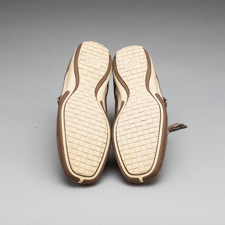 SKOR, Louis Vuitton.