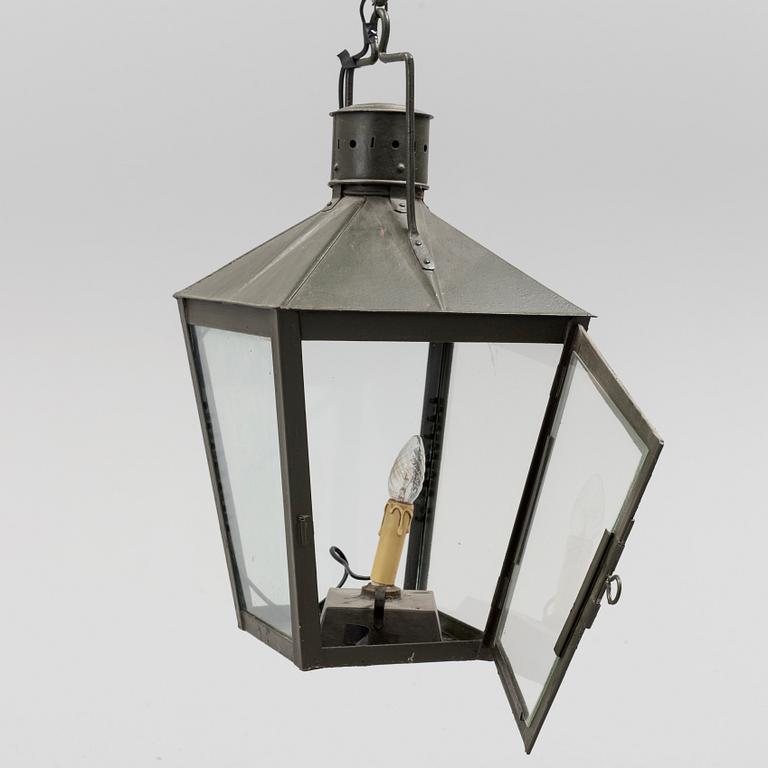 A first half of the 20th century ceiling light. Heigt ca 65 cm.