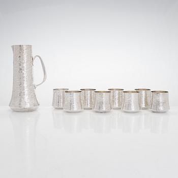 Tapio Wirkkala, bricka, tillbringare och bägare, 8 st, silver och palisander, Kultakeskus, Tavastehus 1973 och 1976.
