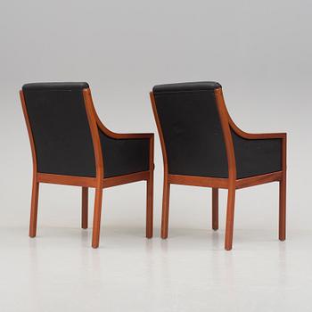 KARMSTOLAR, ett par, formgivna av Karl-Erik Ekselius, JOC Möbler, Vetlanda, 1980-tal.